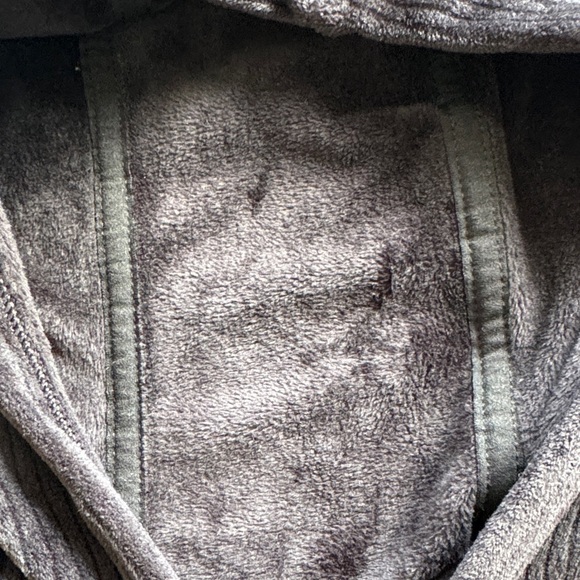 All in Motion Kids Black Hoodie Size 8 - Picture 4 of 6